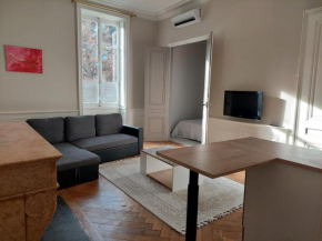 Appartement/suite indépendant dans Hôtel Particulier centre Cremieu